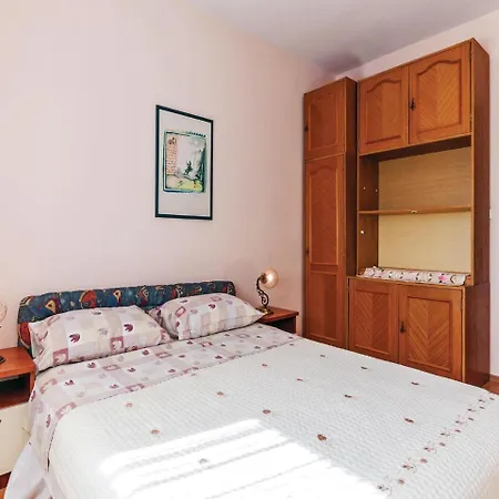 Two-bedroom In Biograd *