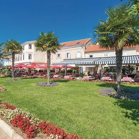 Two-bedroom In Biograd *